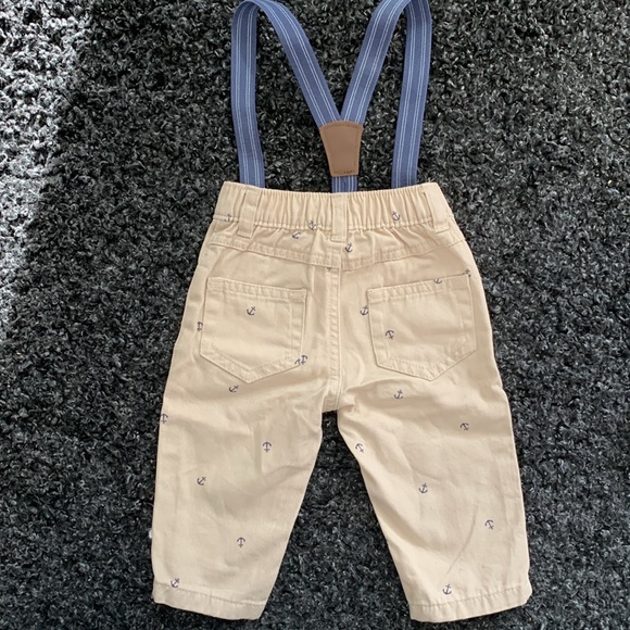 Carters dress pants and suspenders - Picture 3 of 3